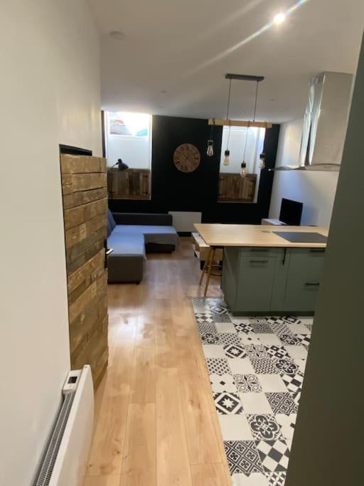 T2 4 Places 4Min A Pied Chateau Pau Εξωτερικό φωτογραφία
